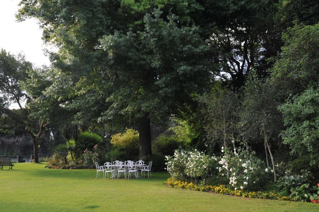 A Peaceful Retreat Bed & Breakfast Sandton Esterno foto