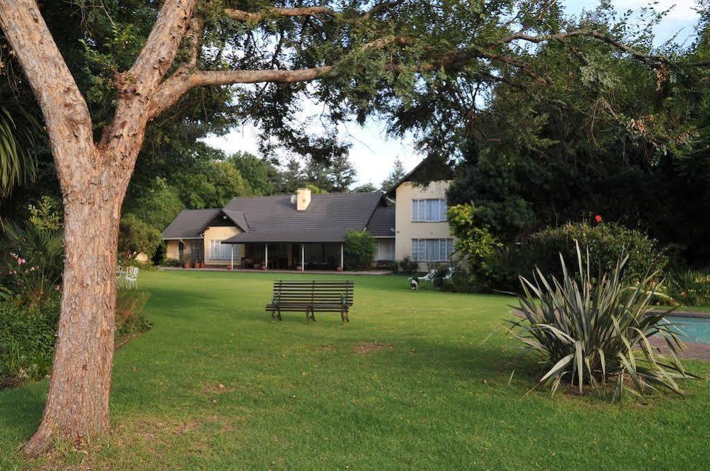 A Peaceful Retreat Bed & Breakfast Sandton Esterno foto