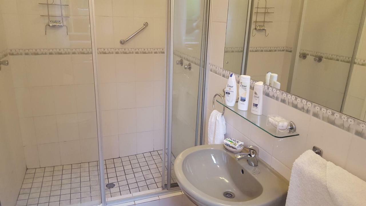 A Peaceful Retreat Bed & Breakfast Sandton Esterno foto
