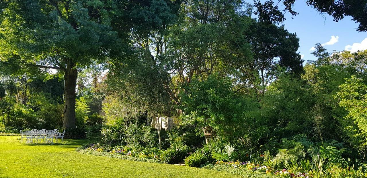 A Peaceful Retreat Bed & Breakfast Sandton Esterno foto